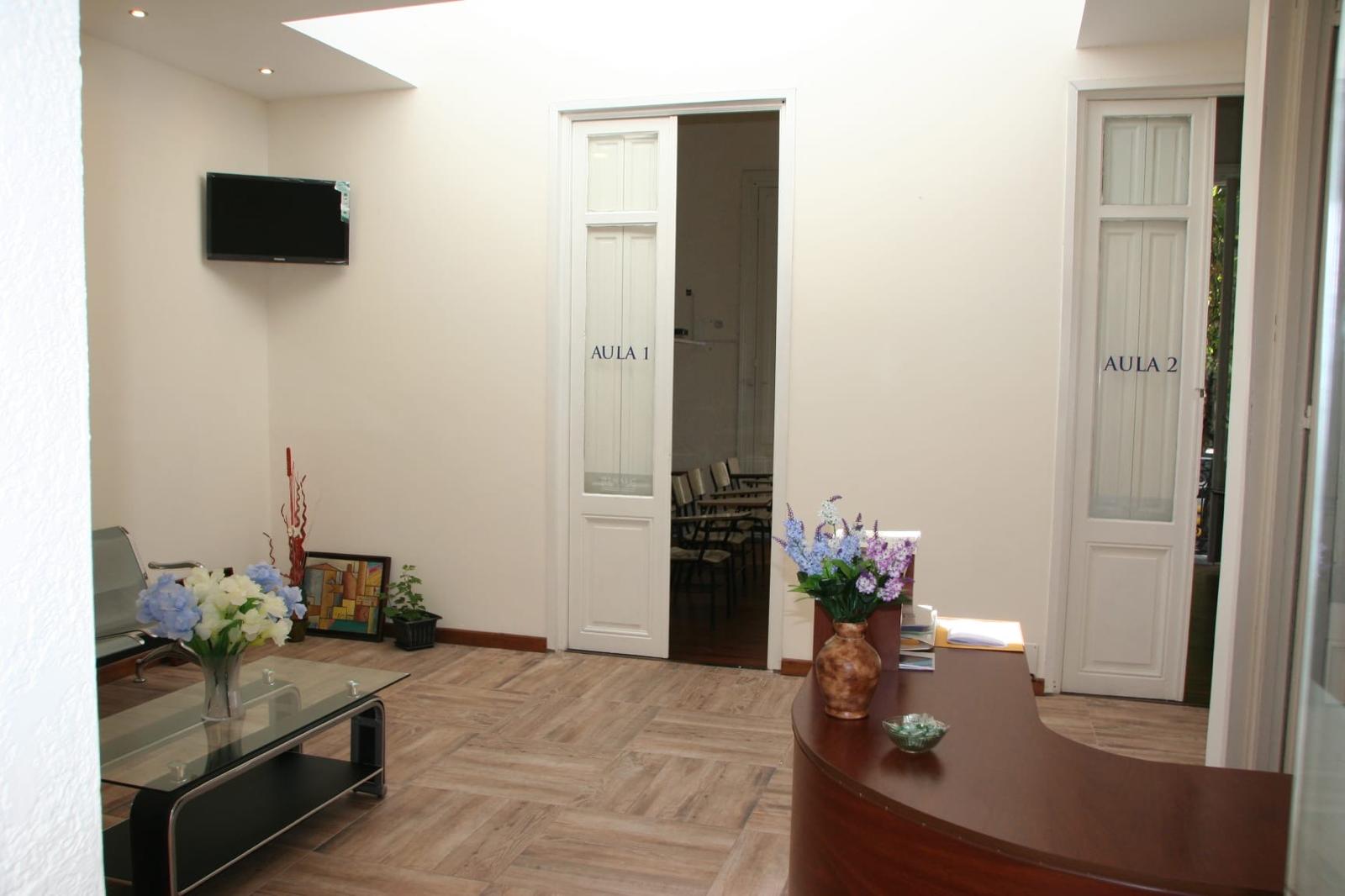 Acceso a aulas en CENAFO Salud, centro de formación en salud